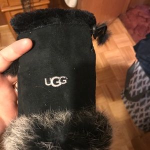 Ugg gloves